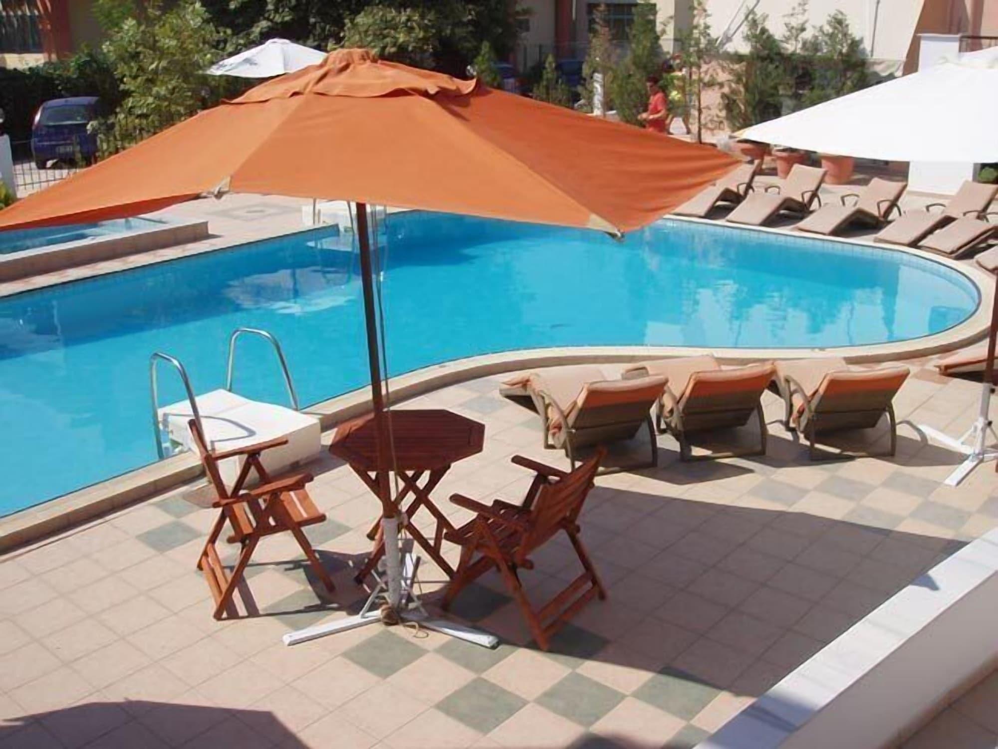 Filia Hotel And Apartments Thassos Exteriör bild